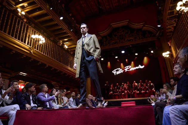 Félix Ramiro presents his new collection at OMODA Madrid es Moda A model during a fashion show presenting the new collection of Félix Ramiro, at the Teatro Magno, on March 14, 2026, in Madrid Spain The firm founded by Félix Ramiro presents its new collection at OMODA Madrid es Moda Félix Ramiro is a mens design firm with more than three decades of experience, recognized for its combination of avant-garde, tradition and craftsmanship, tradition and craftsmanship Specializing in suits for groom, ceremony, executive and sport, stands out for the quality and precision of its garments Its founder, Felix Ramiro, discovered his vocation as a tailor in the 80s and, after training and obtaining national recognition, started in 1988 a brand that tod Copyright: xJesusxHellinx 7365702