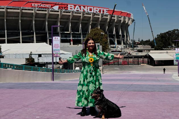 March 25, 2026, Mexico City, Cdmx, Mexico: Mayor CLARA BRUGADA inaugurated pedestrian walkways around Azteca Stadium, now known as Banorte Mexico City Stadium. This pedestrian corridor features improved lighting; however, some residents commented that the works are temporary and incomplete, carried out in preparation for the upcoming World Cup. Meanwhile, the front of the stadium is beginning to look complete for the opening match between Mexico and Portugal, but the rear remains under renovation, where workers have tried to conceal the debris just days before the national team s first friendly match. Mexico City Mexico - ZUMAp204 20260325_zip_p204_014 Copyright: xJosuexPerezx