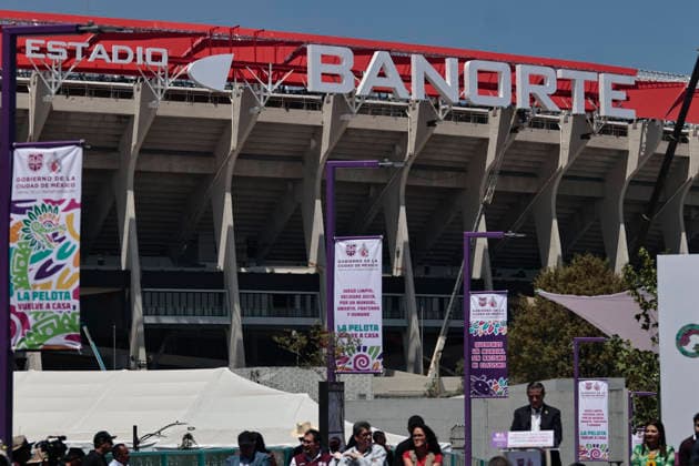 March 25, 2026, Mexico City, Cdmx, Mexico: Mayor CLARA BRUGADA inaugurated pedestrian walkways around Azteca Stadium, now known as Banorte Mexico City Stadium. This pedestrian corridor features improved lighting; however, some residents commented that the works are temporary and incomplete, carried out in preparation for the upcoming World Cup. Meanwhile, the front of the stadium is beginning to look complete for the opening match between Mexico and Portugal, but the rear remains under renovation, where workers have tried to conceal the debris just days before the national team s first friendly match. Mexico City Mexico - ZUMAp204 20260325_zip_p204_025 Copyright: xJosuexPerezx