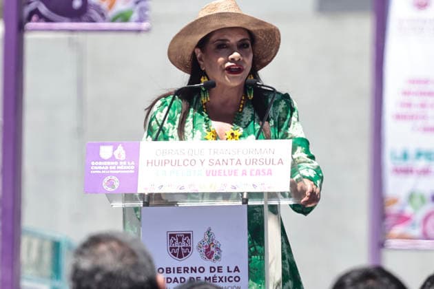 March 25, 2026, Mexico City, Cdmx, Mexico: Mayor CLARA BRUGADA inaugurated pedestrian walkways around Azteca Stadium, now known as Banorte Mexico City Stadium. This pedestrian corridor features improved lighting; however, some residents commented that the works are temporary and incomplete, carried out in preparation for the upcoming World Cup. Meanwhile, the front of the stadium is beginning to look complete for the opening match between Mexico and Portugal, but the rear remains under renovation, where workers have tried to conceal the debris just days before the national team s first friendly match. Mexico City Mexico - ZUMAp204 20260325_zip_p204_034 Copyright: xJosuexPerezx