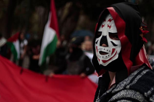 March 30, 2026, Mexico City, Cdmx, Mexico: In Mexico City, approximately 250 people demonstrated to commemorate the fiftieth anniversary of Palestinian Land Day. Exactly today, the State of Israel, led by Benjamin Netanyahu, declared that Palestinians who commit crimes against Israelis will be subject to the death penalty by hanging. This decision was condemned by activists and organizations internationally. During the event, city police followed the demonstrators, who marched with posters and flags of the Palestinian people, chanting slogans against genocide, torture, and the forced displacement of thousands. At the end of the march, they held a sit-in in front of the former U.S. Embassy to demand that the U.S. government cease its support - ZUMAp204 20260330_zip_p204_010 Copyright: xJosuexPerezx