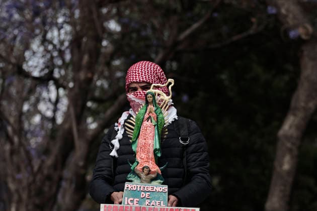 March 30, 2026, Mexico City, Cdmx, Mexico: In Mexico City, approximately 250 people demonstrated to commemorate the fiftieth anniversary of Palestinian Land Day. Exactly today, the State of Israel, led by Benjamin Netanyahu, declared that Palestinians who commit crimes against Israelis will be subject to the death penalty by hanging. This decision was condemned by activists and organizations internationally. During the event, city police followed the demonstrators, who marched with posters and flags of the Palestinian people, chanting slogans against genocide, torture, and the forced displacement of thousands. At the end of the march, they held a sit-in in front of the former U.S. Embassy to demand that the U.S. government cease its support - ZUMAp204 20260330_zip_p204_062 Copyright: xJosuexPerezx