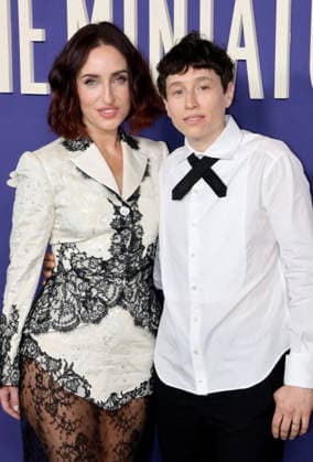 The Miniature Wife TV Series Premiere, Los Angeles, California, USA - 06 Apr 2026 Zoe Lister-Jones and Sam Cohen at the Peacock s TV Series premiere of The Miniature Wife held at DGA Theater in Hollywood, USA on April 6, 2026., Credit:Lumeimages.com Avalon USA, California, Hollywood, Los Angeles, CA, USA Copyright: xLumeimages.comx xAvalonx 1089154440