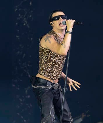 Yungblud performing live as part of his Idols - The World Tour at the OVO Hydro, Glasgow, Scotland, UK, 20 April 2026. Yungblud performing live at the OVO Hydro, Glasgow, Scotland, UK, 20 April 2026, Credit:Duncan Bryceland Avalon UK, Scotland, Glasgow, OVO Hydro, Glasgow, Scotland, UK Copyright: xDuncanxBrycelandx xAvalonx 1093247609