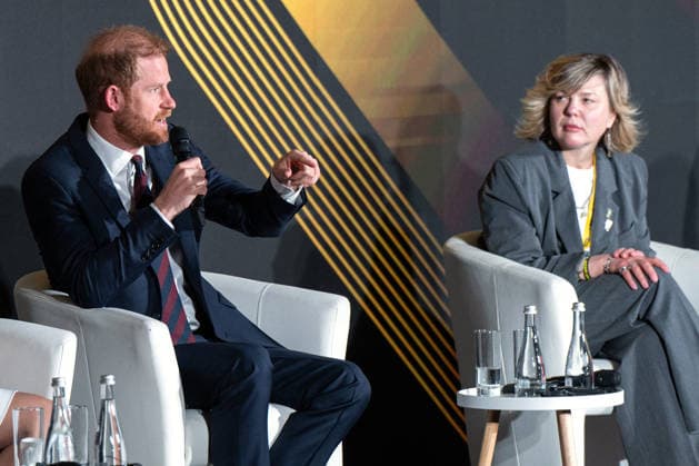 The Duke of Sussex At Invictus Games Ukraine Forum - Kyiv Prince Harry, The Duke of Sussex, and StratCom Ukraine founder and Deputy Chairman of the Board of the Centre for Defence Strategies Alina Frolova attend the Invictus Games Ukraine Forum, dedicated to the 10th anniversary of the Invictus Games movement in Ukraine, at the National Museum of the History of Ukraine in WWII Memorial Complex, Kyiv, Ukraine, April 24, 2026. Ukraine has participated in the Invictus Games since 2017, showing strong results and steady team growth. The Ukrainian team competes in athletics, archery, rowing, and swimming, earning numerous medals and prize placements. Photo by Danylo Antoniuk Ukrinform ABACAPRESS.COM Kyiv Ukraine Copyright: xUkrinform ABACAx