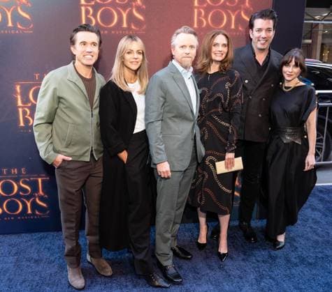April 26, 2026, Bronx, New York, USA: Rob McElhenney, Kaitlin Olson, David Hornsby, Emily Deschanel, Jonathan Scott, Zooey Deschanel attend Lost Boys opening night on Broadway at Palace Theatre in New York, NY on April 26, 2026. Bronx USA - ZUMAr339 20260426_znp_r339_111 Copyright: xLevxRadinx