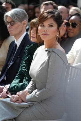 May 4, 2026, New York, Ny, USA: ANDREW BOLTON, ANNA WINTOUR and LAUREN SANCHEZ BEZOS attend the 2026 Met Gala Press Preview,.The Metropolitan Museum of Art, NYC.May 4, 2026. . LAUREN SANCHEZ BEZOS attends the 2026 Met Gala Press Preview,.The Metropolitan Museum of Art, NYC.May 4, 2026. . LAUREN SANCHEZ BEZOS attends the 2026 Met Gala Press Preview,.The Metropolitan Museum of Art, NYC.May 4, 2026. . The 2026 Met Gala Press Preview,.The Metropolitan Museum of Art, NYC.May 4, 2026. New York USA - ZUMAms4_ 20260504_faf_ms4_006 Copyright: xSoniaxMoskowitzxGordonx