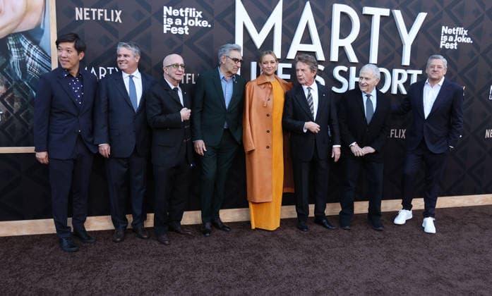 Los Angeles Premiere Of Netflix s Marty, Life Is Short Hollywood CA May 06: Dan Lin, Kate Hudson, Adam Del Deo, Eugene Levy, Ted Sarandos, Martin Short, Paul Shaffer, Lawrence Kasdan Akhbarii at the Los Angeles Premiere Of Netflix s Marty, Life Is Short held at The Egyptian Theatre in Hollywood, CA. on May 06, 2026 Credit: AdMedia Hollywood CA United States EDITORIAL USE ONLY Copyright: xx ADx admphotostwo987347