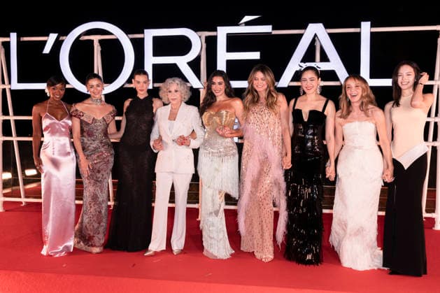 Cannes L Oréal Paris - Women of Worth Dinner MP Cannes, France- May 13: Charlotte Cardin, Heidi Klum, Aja Naomi King, Jane Fonda, Nychaa, Alia Bhatt, Araya Hargate, Philippine Leroy-Beaulieu, Yasmine Sabri attend the L Oréal Paris - Women of Worth Dinner held at Hotel Martinez during 79th Festival of Cannes, on May 13, 2026 in Cannes, France. Photo by Marco Piovanotto ABACAPRESS:COM Cannes France Copyright: xPiovanottoxMarco ABACAx