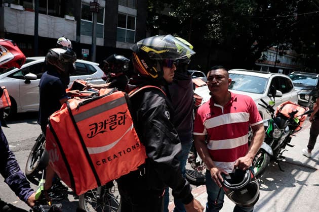 June 26, 2026, Mexico City, Cdmx, Mexico: In response to earthquakes that have caused material losses and casualties in Venezuela, the country s embassy in Mexico City opened its doors as a collection center. It is accepting humanitarian aid brought by Mexicans, foreign nationals, and Venezuelans living in Mexico to provide support during this time. On the first day of accepting itemsâ€including medicines, non-perishable food, water, and hygiene productsâ€dozens of Venezuelans working as app-based delivery drivers arrived at the embassy. Carrying flags and singing their national anthem, they brought supplies needed by their relatives and fellow citizens. Many stated that while their people endure this crisis caused by natural di - ZUMAp204 20260626_zip_p204_042 Copyright: xJosuexPerezx