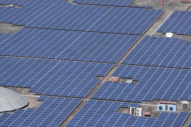 Solar energy, photovoltaics, photovoltaic system, solar system, solar modules, solar panels, rooftop solar system, solar power, symbolic image for renewable energy, renewable energy, energy transition, electricity generation, sustainable energy, gree Copyright: xArnexAmbergx