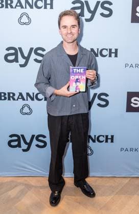 August 27, 2026, Bronx, New York, USA: EdwardSchmidt, author of book The Open Era attends exhibition tournament of table tennis with Kazuyuki Yokoyama aka Kaz The Kazmanian Devil , elite big tennis players and guests during Game. Set. Spin event ahead of US Open Championship at Park Terrace Hotel in New York, NY on August 27, 2026. He was joined by Belinda Bencic, Kazuyuki Yokoyama aka Kaz The Kazmanian Devil , Tomas Martin Etcheverry, Martin Damm and Giovanni Mpetshi Perricard Bronx USA - ZUMAr339 20260827_znp_r339_020 Copyright: xLevxRadinx