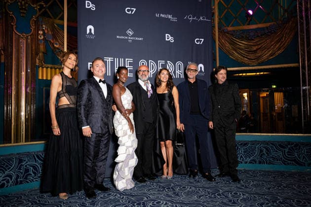 Linda Gennari, Valentino Buzza, Mariam Battistelli, Davide Livermore, Caterina Murino, Vincent Cassel, Paolo Gep Cucco at the premiere of the film *The Opera* at the Folies Bergère in Paris on August 31, 2026. Pierre Perusseau, Bestimage. Premiere of the film *The Opera* at the Folies Bergère in Paris on August 31, 2026. Paris, France Copyright: xPierrexPerusseaux xBestimagexPierrexPerusseaux xBestimagex