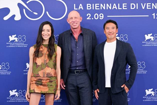 September 3, 2026, Venice, Rome, Italy: Director Elizabeth Chai Vasarhelyi, Jimmy Chin, and Jim Morrison during the photocall for the film Everest: The Other Side, 83rd Venice International Film Festival, Venice, September 3, 2026 Venice Italy - ZUMAa289 20260903_zia_a289_077 Copyright: xMariaxLauraxAntonellix xAgfx