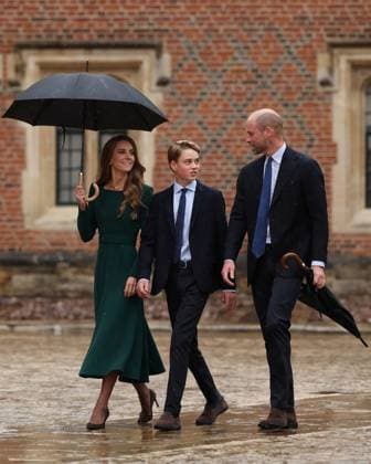 Britain s Catherine, Princess of Wales (L) and Britain s Prince William, Prince of Wales (R) walk with their 13-year-old son, Britain s Prince George of Wales (C), as he arrives for his first day at Eton College, in Eton, west of London, on September 8, 2 Britain s Catherine, Princess of Wales (L) and Britain s Prince William, Prince of Wales (R) walk with their 13-year-old son, Britain s Prince George of Wales (C), as he arrives for his first day at Eton College, in Eton, west of London, on September 8, 2026., Credit:Avalon.red PA ROTA - B68 Avalon United Kingdom, Berkshire, Eton Copyright: xAvalon.redx xPAxROTAx-xB68x xAvalonx 1132440710