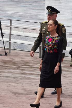 September 13, 2026, Ciudad De Mo Xico, Mexico: MEXICO Ciudad De Mo Xico, MEXICO - SEPTEMBER 13, 2026: The President of Mexico, Claudia Sheinbaum Pardo, presides over the ceremony marking the 179th Anniversary of the Heroic Deed of the Boy Heroes of Chapultepec. She is accompanied by Secretary of National Defense Ricardo Trevilla Trejo, Secretary of the Navy Admiral Raymundo Pedro Morales oÂngeles, President of the Supreme Court Hugo Aguilar Ortiz, and members of the cabinet. The ceremony took place at the Altar to the Homeland in Chapultepec Park, Mexico City. Ciudad De Mo Xico Mexico - ZUMAq101 20260913_zna_q101_114 Copyright: xJuanxPerezxPuentex
