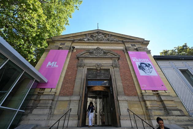 Andy Warhol, Line and Image—The exhibition, running from September 16, 2026, to January 10, 2027, brings together approximately 150 drawings, as well as paintings, silkscreen prints on paper, photographs, and archival documents at the Musée du Luxembourg in Paris. Andy Warhol, Line and Image—The exhibition, running from September 16, 2026, to January 10, 2027, brings together approximately 150 drawings, as well as paintings, silkscreen prints on paper, photographs, and archival documents at the Musée du Luxembourg in Paris 459674 2026 09 14 Copyright: xL.Urmanx xStarfacex STAR_459674_031