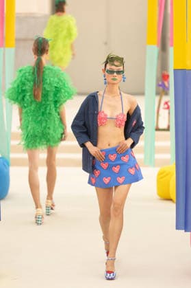 Ágatha Ruiz de la Prada Fashion Show at MBFW 2026 Ágatha Ruiz de la Prada’s fashion show as part of Mercedes-Benz Fashion Week, held at the Galería de Cristal in the Palacio de Cibeles on September 15, 2026, in Madrid, Spain. The show is marked by an explosion of creativity, playful silhouettes, and the brand’s classic iconography—hearts, vibrant colors, and a pop aesthetic adapted to the capital’s new and unique settings. SEPTEMBER 15, 2026 Madrid, Spain Copyright: xEduardoxParrax 7776858