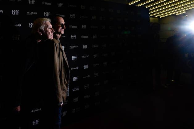 September 16, 2026, Toronto, On, CAN: Geddy Lee, right, and Alex Lifeson arrive on the red carpet to promote the film Neil Peart: No one s Disciple at the Toronto International Film Festival, in Toronto, on Wednesday, Sept.16, 2026. Toronto CAN - ZUMAc35_ 20260916_zaf_c35_230 Copyright: xChrisxYoungx