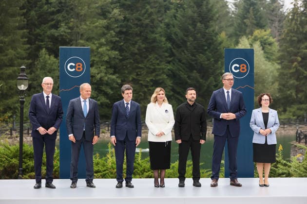 First Vice-President of the Senate of the Czech Republic Jiri Drahos, Prime Minister of Poland Donald Tusk, President of Romania Nicusor Dan, First Lady of Ukraine Olena Zelenska, President of Ukraine Volodymyr Zelenskyy, President of Serbia Aleksandar Vucic, and President of the Federal Council of Austria Christine Schwarz-Fuchs (left to right) pose for a group photo during the Carpathian 8 Summit in Ivano-Frankivsk region, Ukraine, September 18, 2026. On this day, President of Ukraine Volodymyr Zelenskyy announced the launch of a new format - the Carpathian Eight (C8) - comprising Austria, the Czech Republic, Hungary, Poland, Romania, Serbia, Slovakia, and Ukraine. (Photo by Yurii Rylchuk Ukrinform) Carpathian 8 Summit in western Ukraine Copyright: xYuriixRylchukx