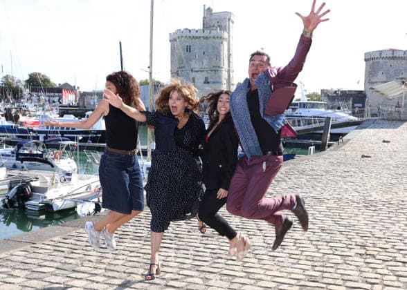 Cecilia Hornus, Jade Pradin, Jérôme Bertin, and Pauline Bression at the Plus Belle la Vie, Encore Plus Belle photocall during the 28th La Rochelle Fiction Festival, France, on September 18, 2026. Denis Guignebourg, Bestimage. Plus Belle la Vie, Encore Plus Belle photocall at the 28th La Rochelle Fiction Festival on September 18, 2026, in La Rochelle, France. La Rochelle, France Copyright: xDenisxGuignebourgx xBestimagexDenisxGuignebourgx xBestimagex