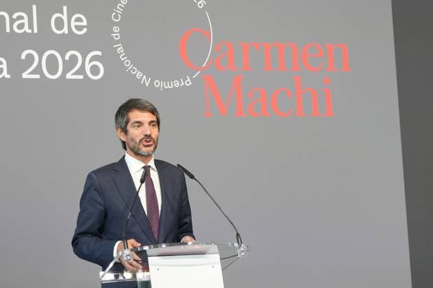 Carmen Machi, 2026 National Film Award Winner Culture Minister Ernest Urtasun during the ceremony to present the National Film Award to Carmen Machi on September 19, 2026, in San Sebastián, Guipúzcoa, Basque Country, Spain. The National Film Award, presented as part of the San Sebastián Film Festival, recognizes the most outstanding contribution to Spanish cinema, preferably demonstrated through a work made public or professional work carried out during the year 2025, or, in duly justified exceptional cases, it is awarded in recognition of a professional career. SEPTEMBER 19, 2026 San Sebastián, Guipúzcoa, Basque Country, Spain Copyright: xUnanuex 7785415