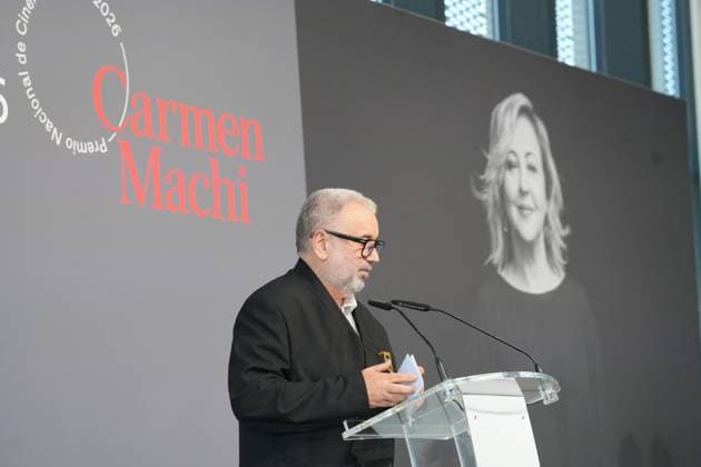 Carmen Machi, 2026 National Film Award Director Félix Sabroso during the ceremony to present the National Film Award to Carmen Machi, on September 19, 2026, in San Sebastián, Guipúzcoa, Basque Country, Spain. The National Film Award, presented as part of the San Sebastián Film Festival, recognizes the most outstanding contribution to Spanish cinema, preferably demonstrated through a work released to the public or professional work carried out during the year 2025, or, in duly justified exceptional cases, it is awarded in recognition of a professional career. SEPTEMBER 19, 2026 San Sebastián, Guipúzcoa, Basque Country, Spain Copyright: xUnanuex 7785440