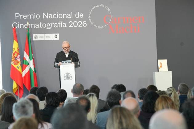 Carmen Machi, 2026 National Film Award Director Félix Sabroso during the ceremony to present the National Film Award to Carmen Machi, on September 19, 2026, in San Sebastián, Guipúzcoa, Basque Country, Spain. The National Film Award, presented as part of the San Sebastián Film Festival, recognizes the most outstanding contribution to Spanish cinema, preferably demonstrated through a work released to the public or professional work carried out during the year 2025, or, in duly justified exceptional cases, it is awarded in recognition of a professional career. SEPTEMBER 19, 2026 San Sebastián, Guipúzcoa, Basque Country, Spain Copyright: xUnanuex 7785439