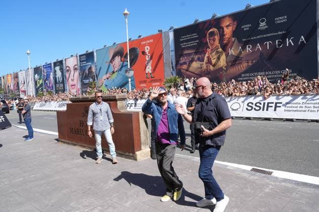 Brad Pitt Arrives in San Sebastián to Participate in the Film Festival Actor Brad Pitt arrives at the Hotel María Cristina to participate in the San Sebastián Film Festival on September 20, 2026, in San Sebastián, Guipúzcoa, Basque Country, Spain. Pitt returns to the Festival to present, out of competition, *Heart of the Beast*, directed by David Ayer, an adventure thriller in which he plays a retired Special Forces officer stranded in Alaska alongside his former combat dog SEPTEMBER 20, 2026 San Sebastián, Guipúzcoa, Basque Country San Sebastián, Guipúzcoa, Basque Country Spain Copyright: xUnanuex 7787845