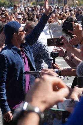 Brad Pitt Arrives in San Sebastián to Participate in the Film Festival Actor Brad Pitt arrives at the Hotel María Cristina to participate in the San Sebastián Film Festival on September 20, 2026, in San Sebastián, Guipúzcoa, Basque Country, Spain. Pitt returns to the festival to present, out of competition, *Heart of the Beast*, directed by David Ayer, an adventure thriller in which he plays a retired Special Forces officer stranded in Alaska with his former combat dog. SEPTEMBER 20, 2026 San Sebastián, Guipúzcoa, Basque Country, Spain Copyright: xUnanuex 7787838