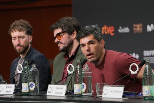 Lali Espósito Presents Glaxo at the San Sebastián Film Festival I D Actor Esteban Bigliardi, producer Rodrigo Teixeira, and director Benjamín Naishtat, during the presentation of the film *Glaxo* as part of the 74th edition of the San Sebastián Film Festival, on September 20, 2026, in San Sebastián, Guipúzcoa, Basque Country, Spain. The film, directed by Benjamín Naishtat and starring Lali Espósito, Marcelo Subiotto, and Esteban Bigliardi, is based on the novel of the same name by Hernán Ronsino. SEPTEMBER 20, 2026 San Sebastián, Guipúzcoa, Basque Country, Spain Copyright: xUnanuex 7787886