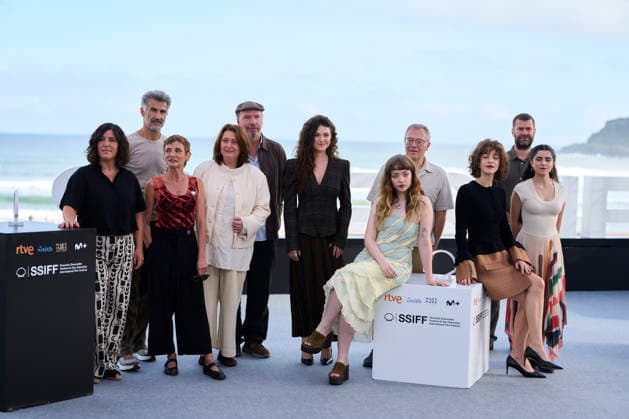 September 21, 2026, Madrid, Madrid, Spain: MaroÂa Gandiaga, Daniel Monzo³n, Zoe Bonafonte, Manuela Calle, Adelfa Calvo, Belo n Cruz, Carla DomoÂnguez attended Ruega por nosotras Photocall during 74th San Sebastian International Film Festival at Kursaal Palace on September 21, 2026 in Donostia San Sebastian, Spain Madrid Spain - ZUMAg15_ 20260921_zaf_g15_008 Copyright: xJackxAbuinx