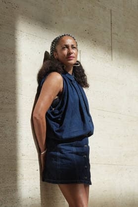 Author Zadie Smith Presents ‘The Dead and the Living’ in Barcelona English author Zadie Smith poses for Europa Press during the presentation of ‘The Dead and the Living’ at the Center for Contemporary Culture in Barcelona (CCCB) on September 21, 2026, in Barcelona, Catalonia, Spain. The book is a collection of texts and essays in which she reflects on beauty, art, literature, mortality, technology, and current political and social issues. SEPTEMBER 21, 2026 Barcelona, Catalonia Barcelona, Catalonia, Spain Copyright: xDavidxZorrakinox 7789814
