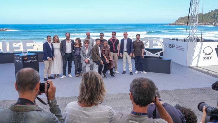 Patricia López Arnaiz and Antonio de la Torre present *Sacamantecas* at the San Sebastián Film Festival The film’s director, David P. Sanudo, and the cast, led by actors Antonio de la Torre, Patricia López Arnaiz, and Luis Callejo, during the presentation of the film *Sacamantecas* as part of the 74th San Sebastián Film Festival, on September 21, 2026, in San Sebastián, Guipúzcoa, Basque Country, Spain. The film, directed by David Pérez Sanudo and starring Antonio de la Torre and Patricia López Arnaiz, investigates the strange deaths of several women on the outskirts of Vitoria toward the end of the Third Carlist War. SEPTEMBER 21, 2026, Spain Copyright: xUnanuex 7790061