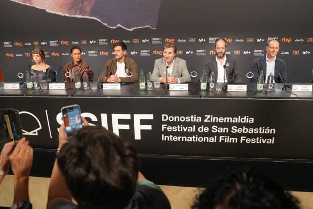 Patricia López Arnaiz and Antonio de la Torre present *Sacamantecas* at the San Sebastián Film Festival. The film’s director, David P. Sanudo, and the cast, led by actors Antonio de la Torre, Patricia López Arnaiz, and Luis Callejo, during the presentation of the film *Sacamantecas* as part of the 74th San Sebastián Film Festival, on September 21, 2026, in San Sebastián, Guipúzcoa, Basque Country, Spain. The film, directed by David Pérez Sanudo and starring Antonio de la Torre and Patricia López Arnaiz, investigates the strange deaths of several women on the outskirts of Vitoria toward the end of the Third Carlist War. SEPTEMBER 21, 2026, Spain Copyright: xUnanuex 7790063