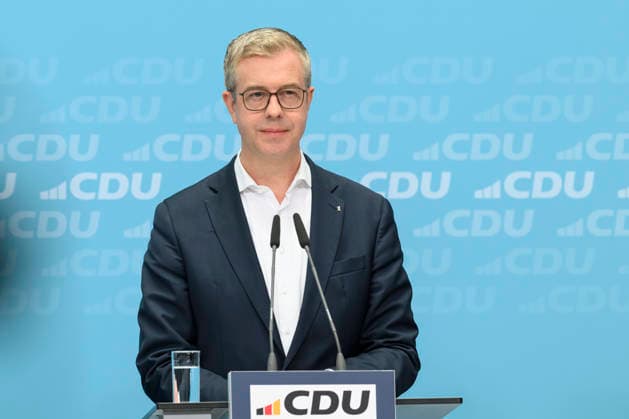 Pictured, from left: CDU’s top candidate for Berlin, Stefan Evers, GER, Berlin, press conference with the chairman of the CDU of Germany and Federal Chancellor Friedrich Merz, Member of the Bundestag, press conference following the elections in Berlin and Mecklenburg-Western Pomerania, MV, September 21, 2026, Copyright: HMBxMedia UwexKoch