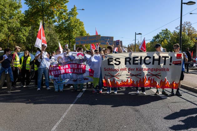 September 26, 2026, Leipzig, Saxony, Germany: Demonstrators participate in an Unko¼rzbar rally in Leipzig, Germany, on September 26, 2026, protesting cuts to social services and calling for the protection of social welfare and public services. The demonstration brought together protesters carrying banners, placards and flags as they marched through the city. Speakers and participants addressed issues including social welfare, public spending, employment, pensions, healthcare and the future of public services. The rally was part of the Unko¼rzbar campaign, which mobilizes against cuts to social services and public-sector provision in Germany. Leipzig Germany - ZUMAc291 20260926_zip_c291_008 Copyright: xMariaxCastrox