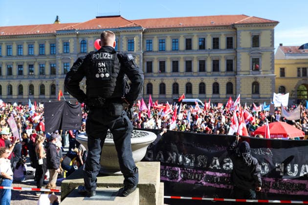September 26, 2026, Leipzig, Saxony, Germany: Demonstrators participate in an Unko¼rzbar rally in Leipzig, Germany, on September 26, 2026, protesting cuts to social services and calling for the protection of social welfare and public services. The demonstration brought together protesters carrying banners, placards and flags as they marched through the city. Speakers and participants addressed issues including social welfare, public spending, employment, pensions, healthcare and the future of public services. The rally was part of the Unko¼rzbar campaign, which mobilizes against cuts to social services and public-sector provision in Germany. Leipzig Germany - ZUMAc291 20260926_zip_c291_011 Copyright: xMariaxCastrox