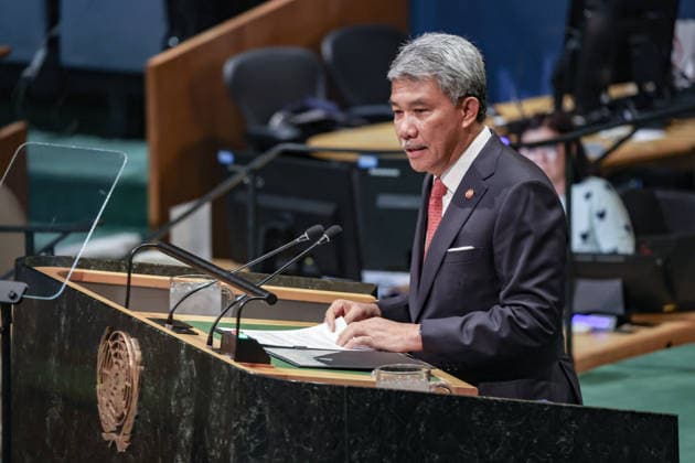 September 26, 2026, New York, New York, United States: MOHAMAD HAJI HASAN, Minister of Foreign Affairs of Malaysia, addresses the General Debate of the 81st UN General Assembly, with Malaysia highlighting Palestine and Gaza, respect for international law, UN Security Council reform, the development gap and the need for stronger multilateral cooperation. New York United States - ZUMAo116 20260926_znp_o116_132 Copyright: xBiancaxOterox