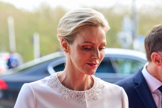 President Emmanuel Macron and his wife, First Lady Brigitte Macron, welcome Prince Albert II of Monaco and Princess Charlène of Monaco upon their arrival for the At the Roots of Europe for Peace and Unity meeting at the Robert Schuman Conference Center in Metz, France, on September 28, 2026, the final day of the Pope’s visit to France Romain Doucelin Bestimage French President Emmanuel Macron and his wife, First Lady Brigitte Macron, welcome guests upon their arrival for the At the Roots of Europe for Peace and Unity meeting at the Robert Schuman Conference Center in Metz, France, on September 28, 2026, the final day of the Pope’s visit to France Metz, France Copyright: xRomainxDoucelinx xBestimagexRomainxDoucelinx xBestimagex