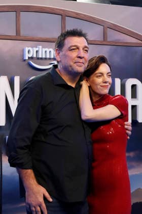 September 28, 2026, Madrid, Community Of Madrid, Spain: Spanish actors HOVIK KEUCHKERIAN (L) and VICKY LUENGO (R) pose together on the blue carpet during the premiere of the second season of the Amazon Prime Video series Reina Roja: Loba Negra at Cine Capitol on Monday, September 28, 2026, in Madrid, Spain. Keuchkerian and Luengo play the lead roles of Jon Gutierrez and Antonia Scott, respectively, in the thriller series directed by Koldo Serra and based on the bestselling novel by Juan Gomez-Jurado. This season follows the acclaimed duo as they face the Russian mafia in the Costa del Sol. The exclusive debut gathered the main cast and Spanish celebrities to celebrate the show s upcoming global release on October 2, 2026. Madrid Spain - ZUMAo127 20260928_zep_o127_052 Copyright: xHugoxOrtunox