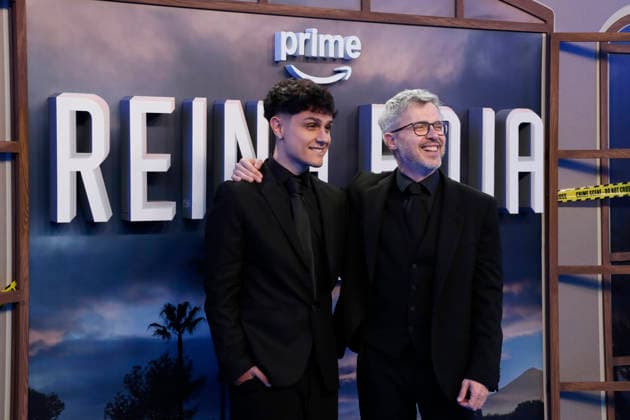 September 28, 2026, Madrid, Community Of Madrid, Spain: Spanish writer JUAN GOMEZ-JURADO (R), author of the bestselling novel upon which the series is based, poses with his son JAVI GOMEZ-JURADO (L) on the blue carpet during the premiere of the second season of the Amazon Prime Video series Reina Roja: Loba Negra at Cine Capitol on Monday, September 28, 2026, in Madrid, Spain. Directed by Koldo Serra, the thriller series follows protagonists Antonia Scott and Jon Gutierrez as they face the Russian mafia in the Costa del Sol. The exclusive debut gathered the main cast and Spanish celebrities to celebrate the show s upcoming global release on October 2, 2026. Madrid Spain - ZUMAo127 20260928_zep_o127_054 Copyright: xHugoxOrtunox