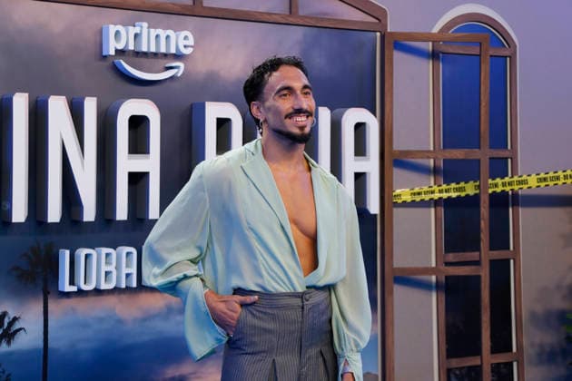 September 28, 2026, Madrid, Community Of Madrid, Spain: Spanish actor MAURICIO MORALES, who plays the role of Inspector Belgrano, poses on the blue carpet during the premiere of the second season of the Amazon Prime Video series Reina Roja: Loba Negra at Cine Capitol on Monday, September 28, 2026, in Madrid, Spain. Directed by Koldo Serra and based on the bestselling novel by Juan Gomez-Jurado, the thriller series follows the protagonists and Belgrano s police unit as they face the Russian mafia and organized crime in the Costa del Sol. The exclusive debut gathered the main cast and Spanish celebrities to celebrate the show s upcoming global release on October 2, 2026. Madrid Spain - ZUMAo127 20260928_zep_o127_084 Copyright: xHugoxOrtunox
