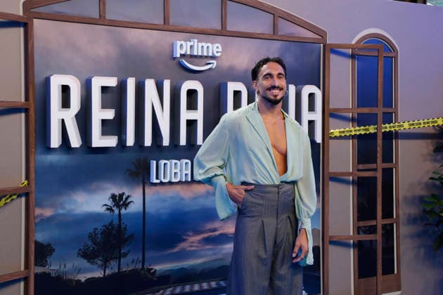 September 28, 2026, Madrid, Community Of Madrid, Spain: Spanish actor MAURICIO MORALES, who plays the role of Inspector Belgrano, poses on the blue carpet during the premiere of the second season of the Amazon Prime Video series Reina Roja: Loba Negra at Cine Capitol on Monday, September 28, 2026, in Madrid, Spain. Directed by Koldo Serra and based on the bestselling novel by Juan Gomez-Jurado, the thriller series follows the protagonists and Belgrano s police unit as they face the Russian mafia and organized crime in the Costa del Sol. The exclusive debut gathered the main cast and Spanish celebrities to celebrate the show s upcoming global release on October 2, 2026. Madrid Spain - ZUMAo127 20260928_zep_o127_096 Copyright: xHugoxOrtunox