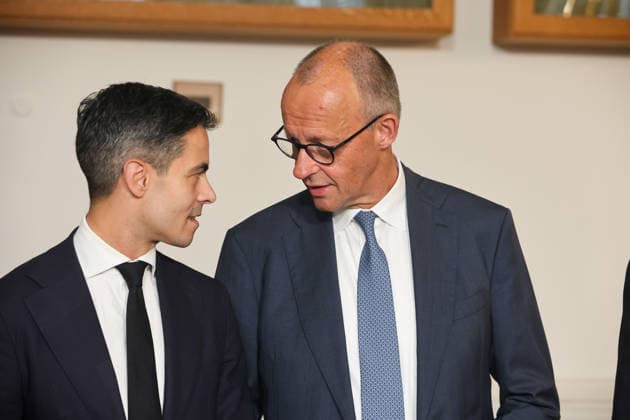 Meeting between the German Chancellor, the Prime Minister of the Netherlands, and the NATO Secretary General at the 1st German-Dutch Corps to discuss the situation: Rob Jetten (D66), Prime Minister of the Netherlands, and Friedrich Merz (CDU), German Chancellor, in Münster, North Rhine-Westphalia, DEU, Germany, October 1, 2026