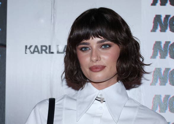 Taylor Hill at the Karl Lagerfeld: From Paris with Love event at the Karl Lagerfeld Boutique in Paris on October 1, 2026. KARL LAGERFELD celebrates its Fall Winter 2026 campaign with Paris Hilton, Kit Butler, and NOT KARL, the newest addition to the House’s universe. For this private event in Saint-Germain-des-Prés, Paris Hilton will join NOT KARL to mark this new chapter—an immersive experience in the world of KARL LAGERFELD, blending fashion, creativity, and the House’s heritage. Denis Guignebourg Bestimage The Karl Lagerfeld x Paris Hilton party during Paris RTW Spring Summer 2027 Fashion Week on October 1, 2026, in Paris, France. Paris, France Copyright: xDenisxGuignebourgx xBestimagexDenisxGuignebourgx xBestimagex