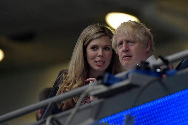 Boris Johnson and Sergio Mattarella at the final of the European Football Championship in London