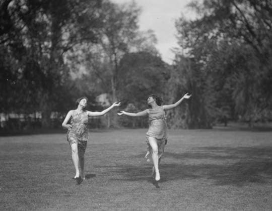 IMAGO Arnold Genthe Archive, Elizabeth Duncan Dance School 1929