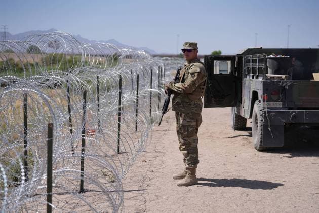 US state of Texas tightens course against illegal migration, archive images