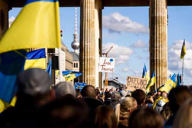 IMAGO History, 75 years of the Basic Law, cornerstones of German history, Ukraine war 2022